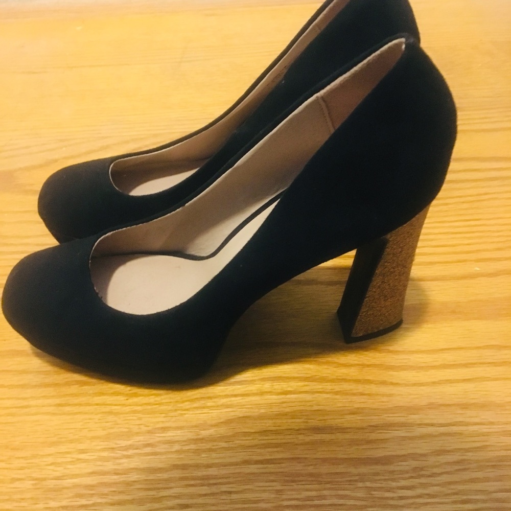 Golden heel